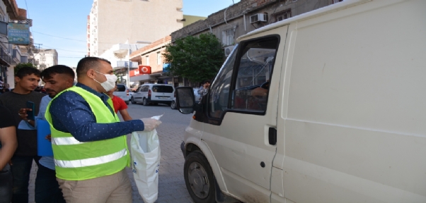 Silopi`de 90 Bin Adet Maske Dağıtıldı