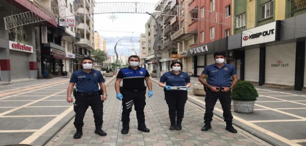 Cizre polisinden şehit ailesine bayram ziyareti