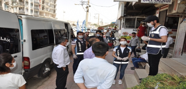 Cizre`de Maske ve Sosyal Mesafe Denetimi