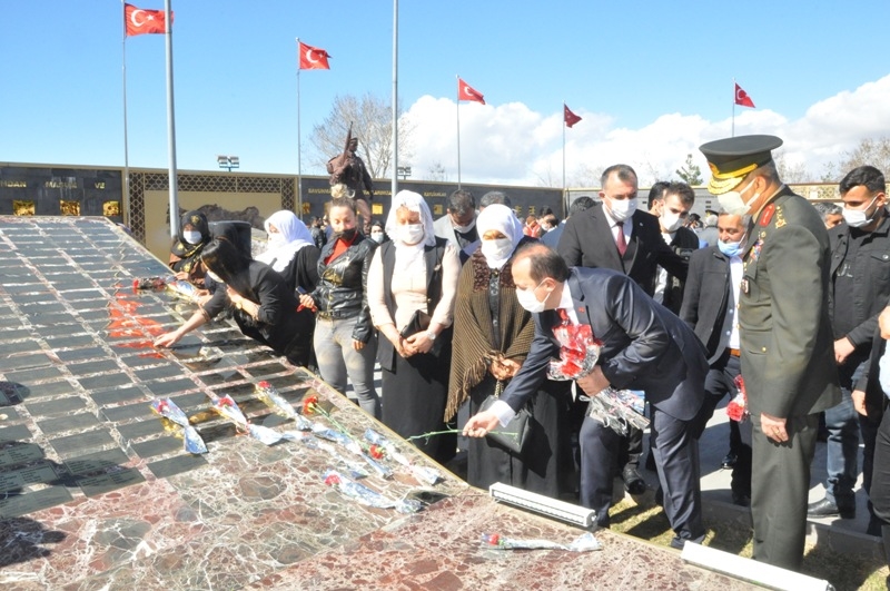 ŞIRNAK'TA, 18 MART ÇANAKKALE ZAFERİ VE ŞEHİTLER GÜNÜ ETKİNLİKLERİ