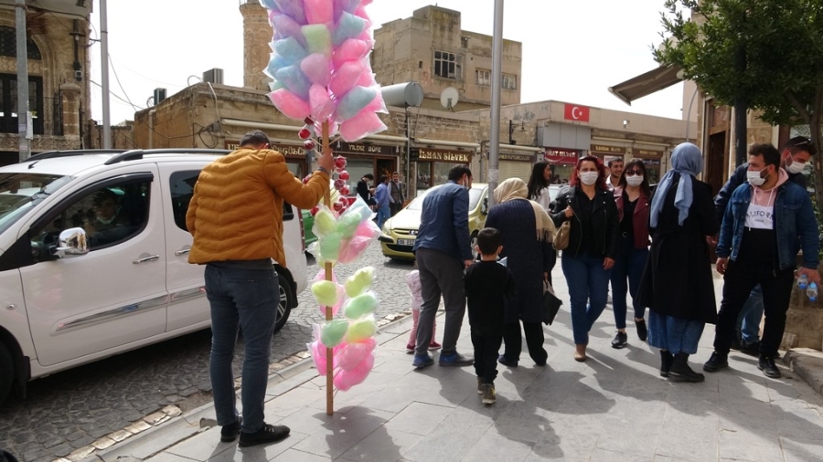 'Mavi kent' Mardin’deki turizm hareketliliği esnafın yüzünü güldürdü