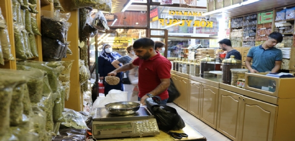 Korona Virüs Vakalarında Artış Yaşandı, Diyarbakırlılar Aktarlara Koştu