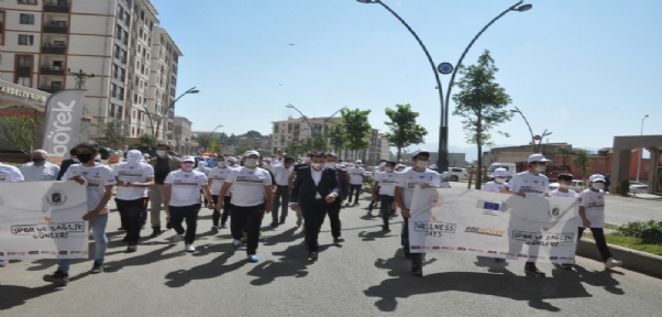 Şırnak`ta Spor Ve Sağlık Günleri Yürüyüşü Yapıldı