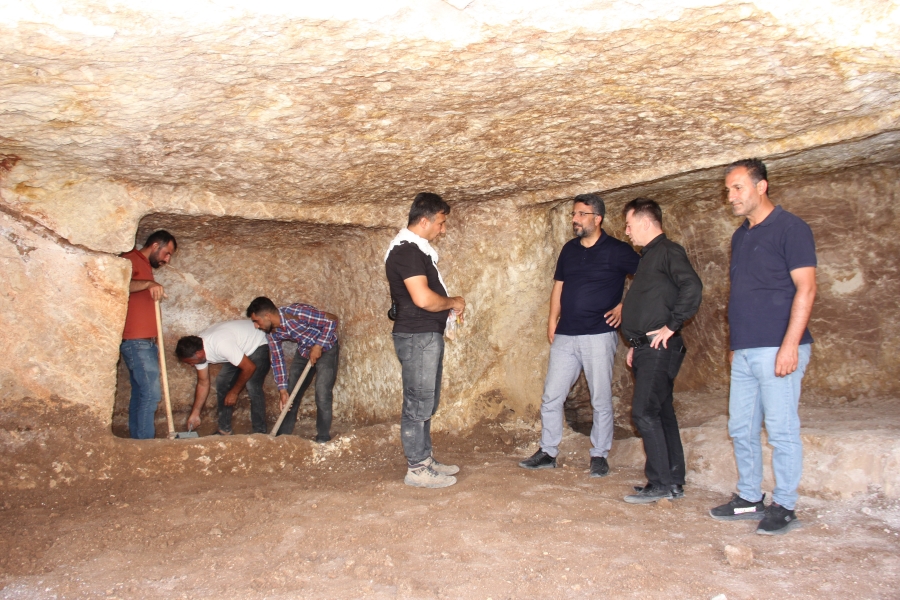 Sulama kanalı çalışmasında Roma Dönemi'ne ait bin 800 yıllık mezar bulundu