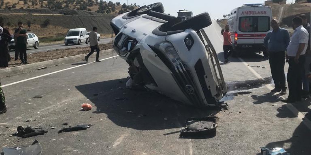 ŞIRNAK’TA TRAFİK KAZASI 1 BEBEK ÖLDÜ 2 KİŞİ YARALI