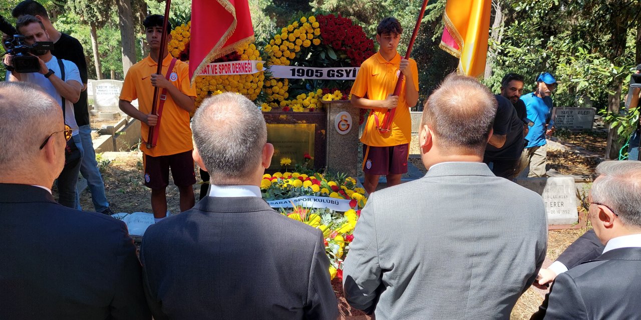 Galatasaray’ın kurucu başkanı Ali Sami Yen kabri başında anıldı