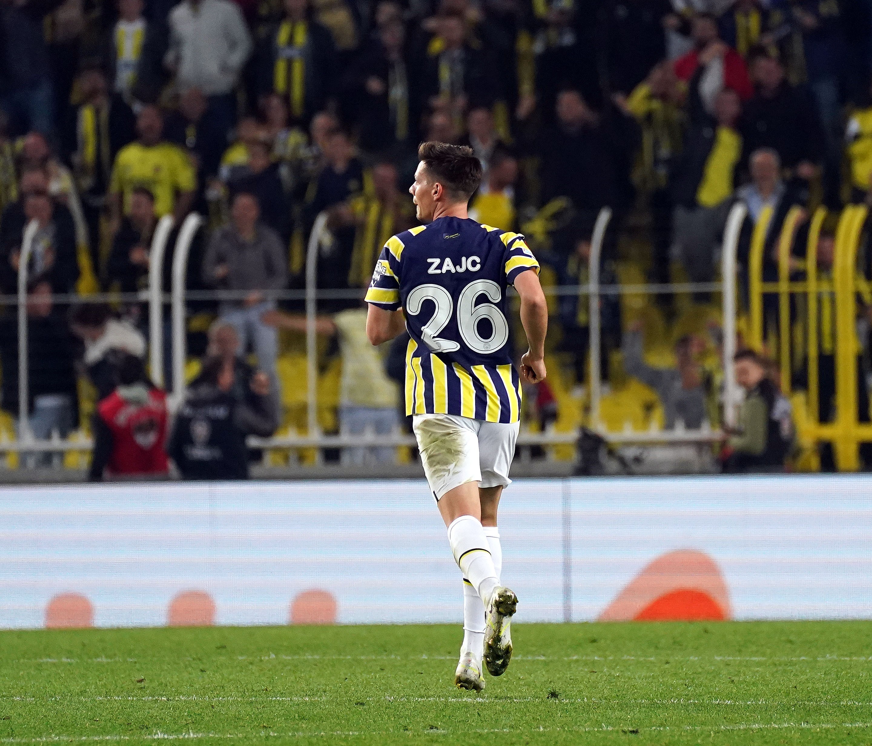 Miha Zajc yeniden Fenerbahçe’de