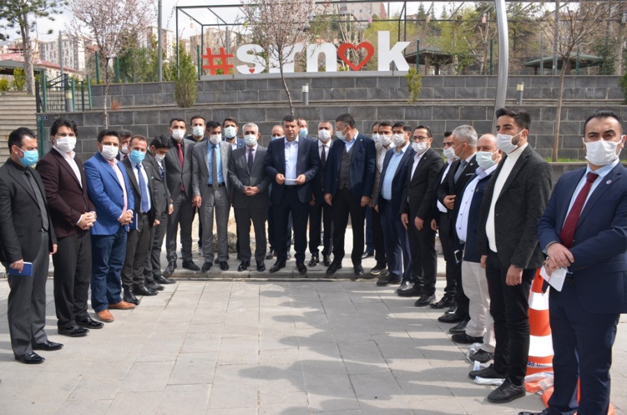 ŞIRNAK'TA STK'LAR, BİLDİRİYE İMZA ATAN EMEKLİ AMİRALLER HAKKINDA SUÇ DUYURUSUNDA BULUNDU