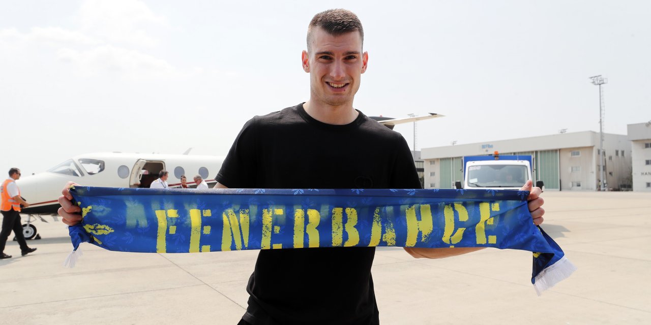 Dominik Livakovic, Fenerbahçe için İstanbul’da