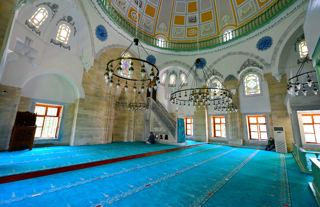 Camide alkol kullan şahıs tutuklandı