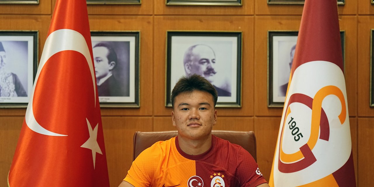 Galatasaray'dan iç transfer: Beknaz Almazbekov  ile sözleşme imzaladı