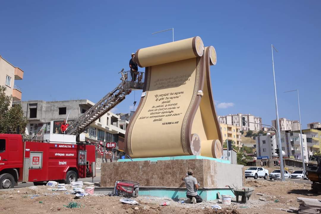 Şırnak’a “Nuh’un Kitabesi Anıtı” Dikildi