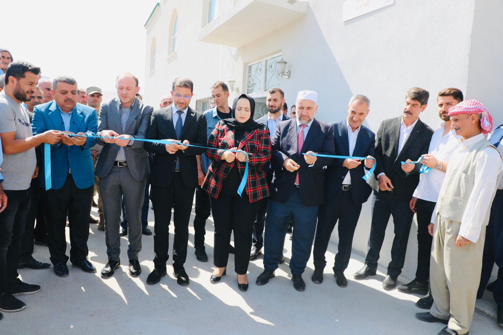 Cizre'de Darusselam cami ve taziye evinin açılışı yapıldı