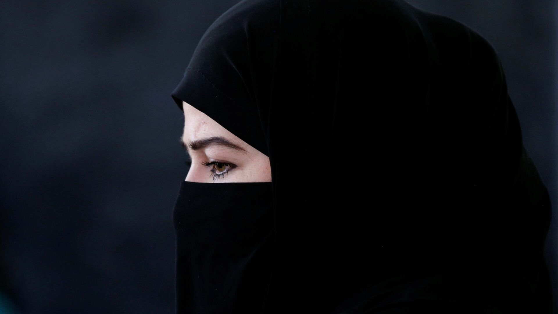 Cizre’de Kadınlar neden kara çarşaf giyer?