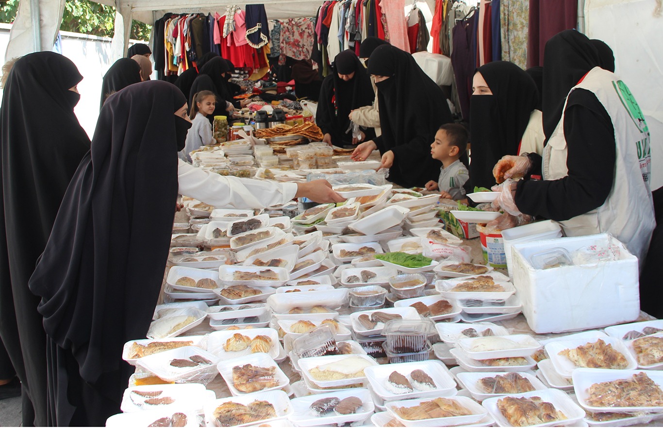 'Umut Kervanı' Cizre'de  Gazze için kermes açtı