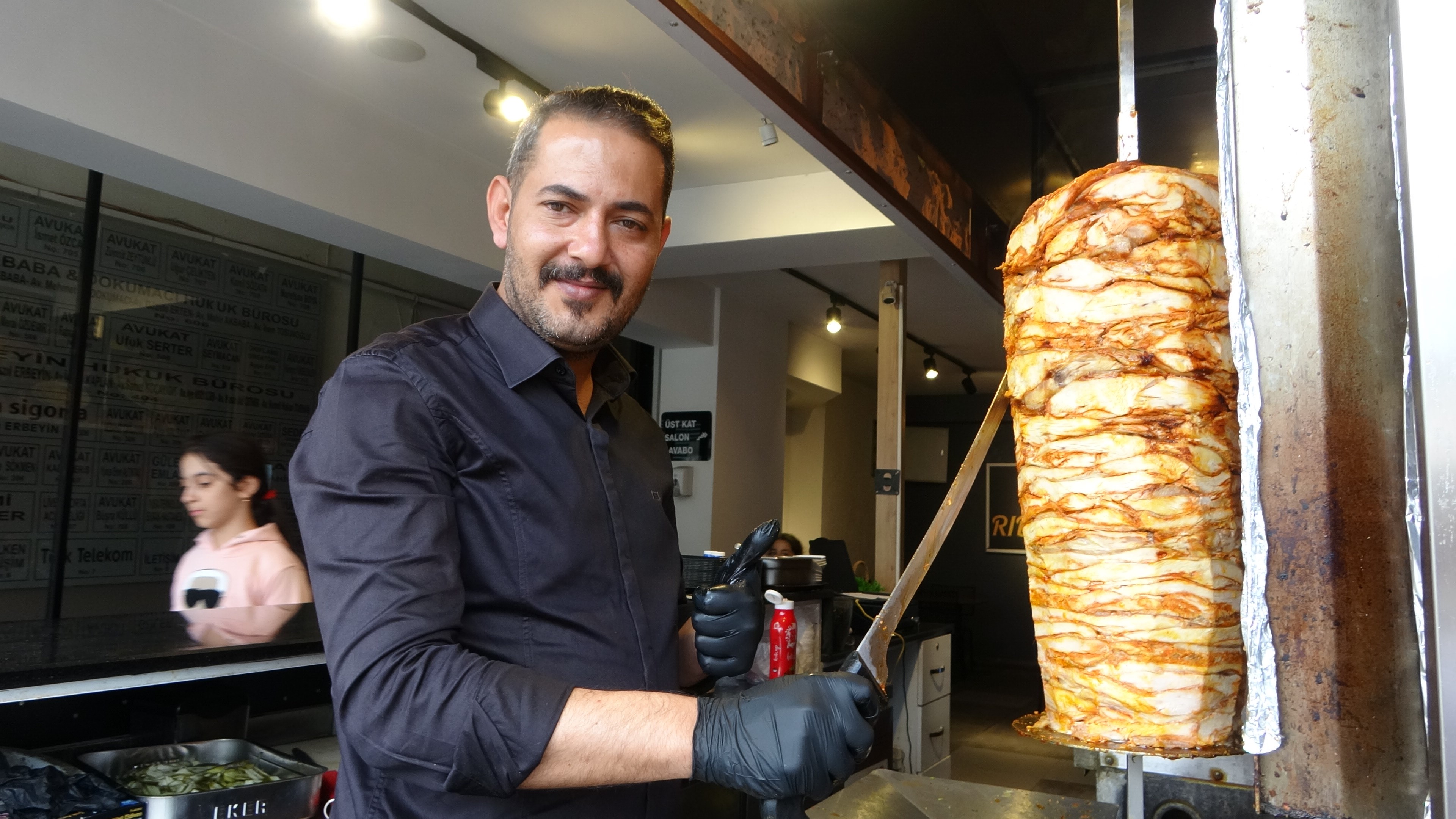 100 Liralık dürümü bakın kaça satıyor! Enflasyona savaş açtı