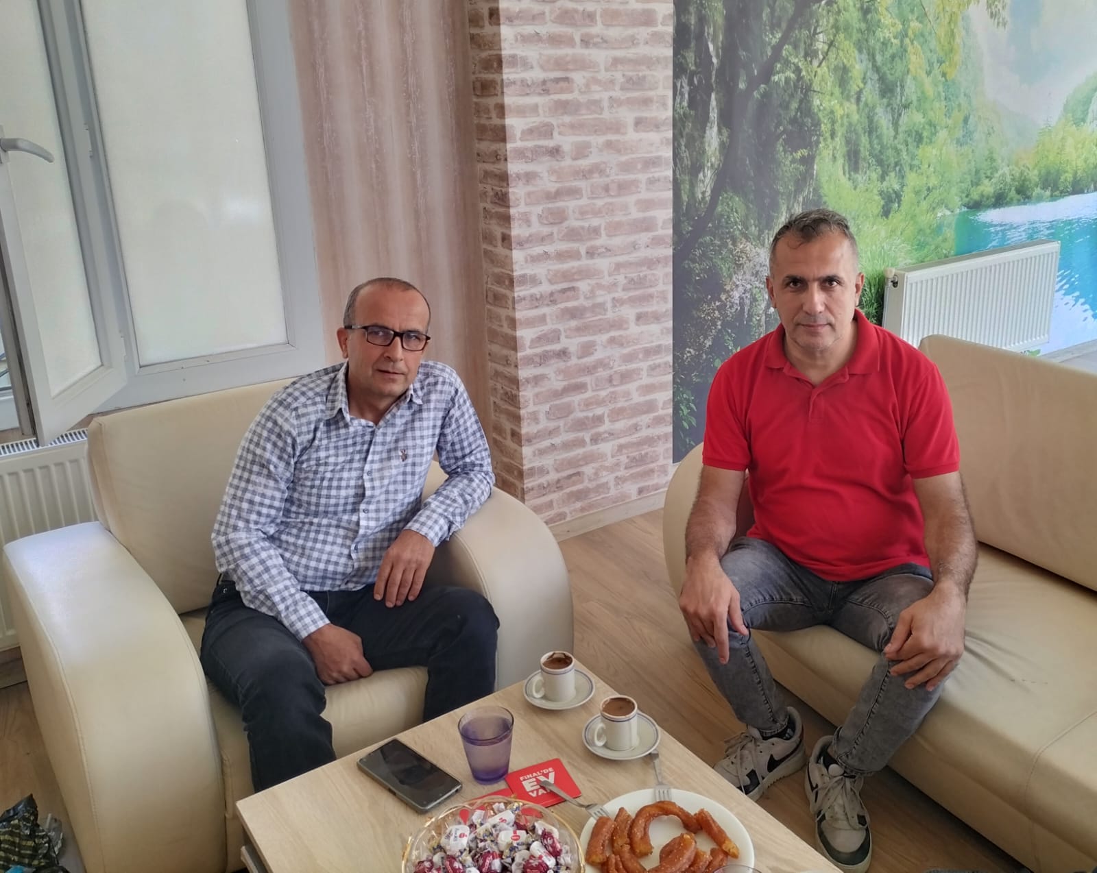 Köşe Yazarı Abdullah Kalkan'dan Gazetemize Ziyaret