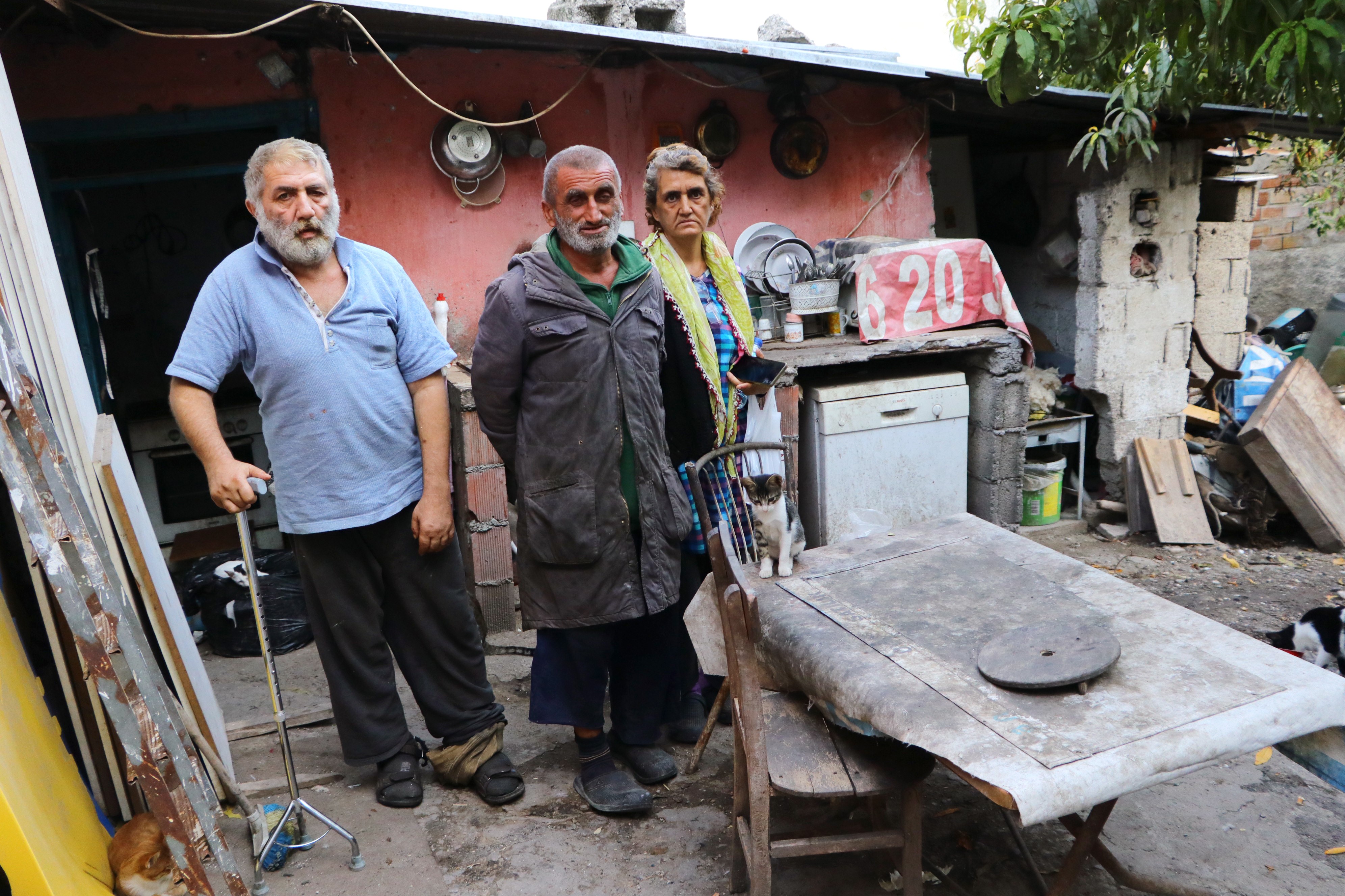 Çöpler İçindeki Yaşam Mücadelesi