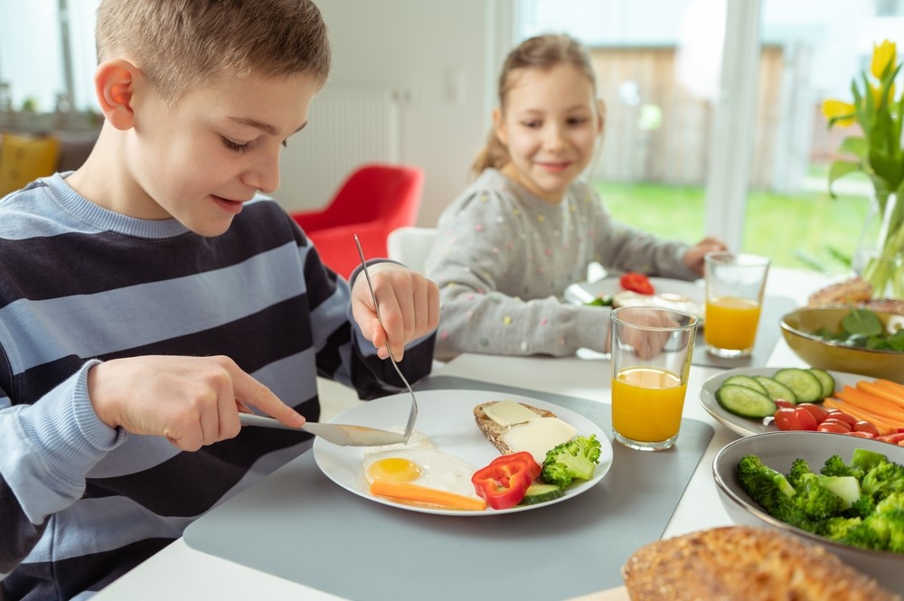 Çocuklar okula kahvaltısız giderse ne olur?