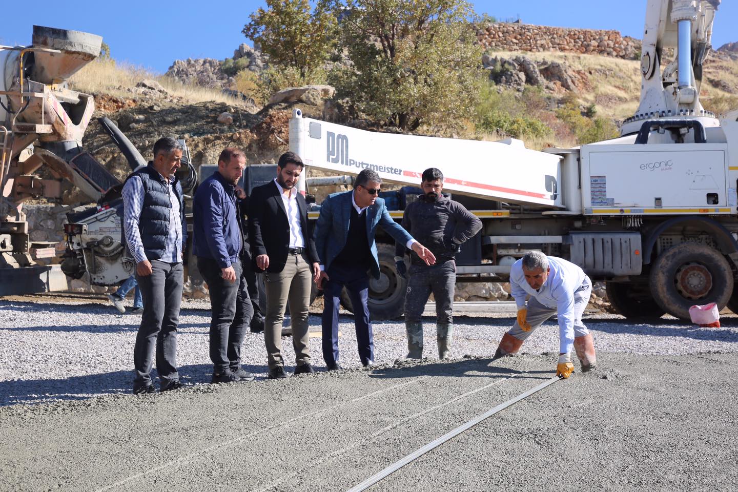 Şırnak belediyesi yol çalışmalarına hız verdi