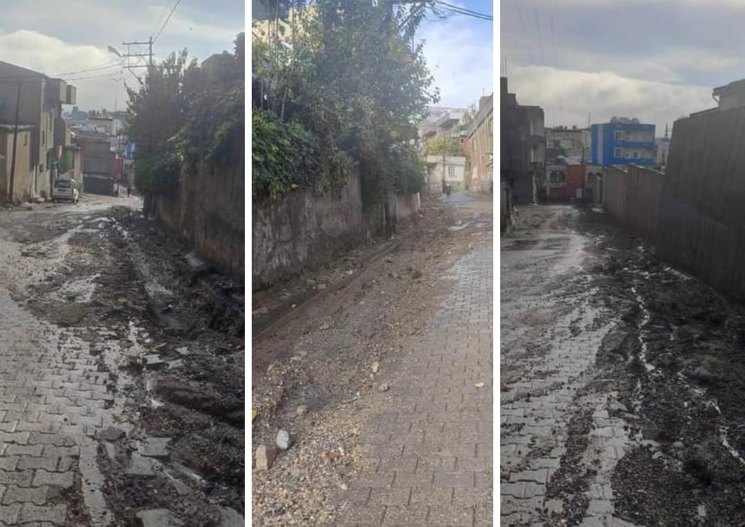 Cizre'de Cudi Mahallesinde Yollar Çamur Bataklığına döndü