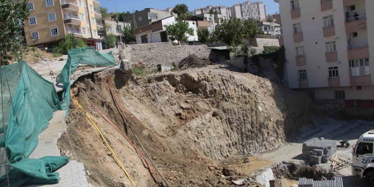 Şırnak’taki çökme tehlikeye davetiye çıkarıyor