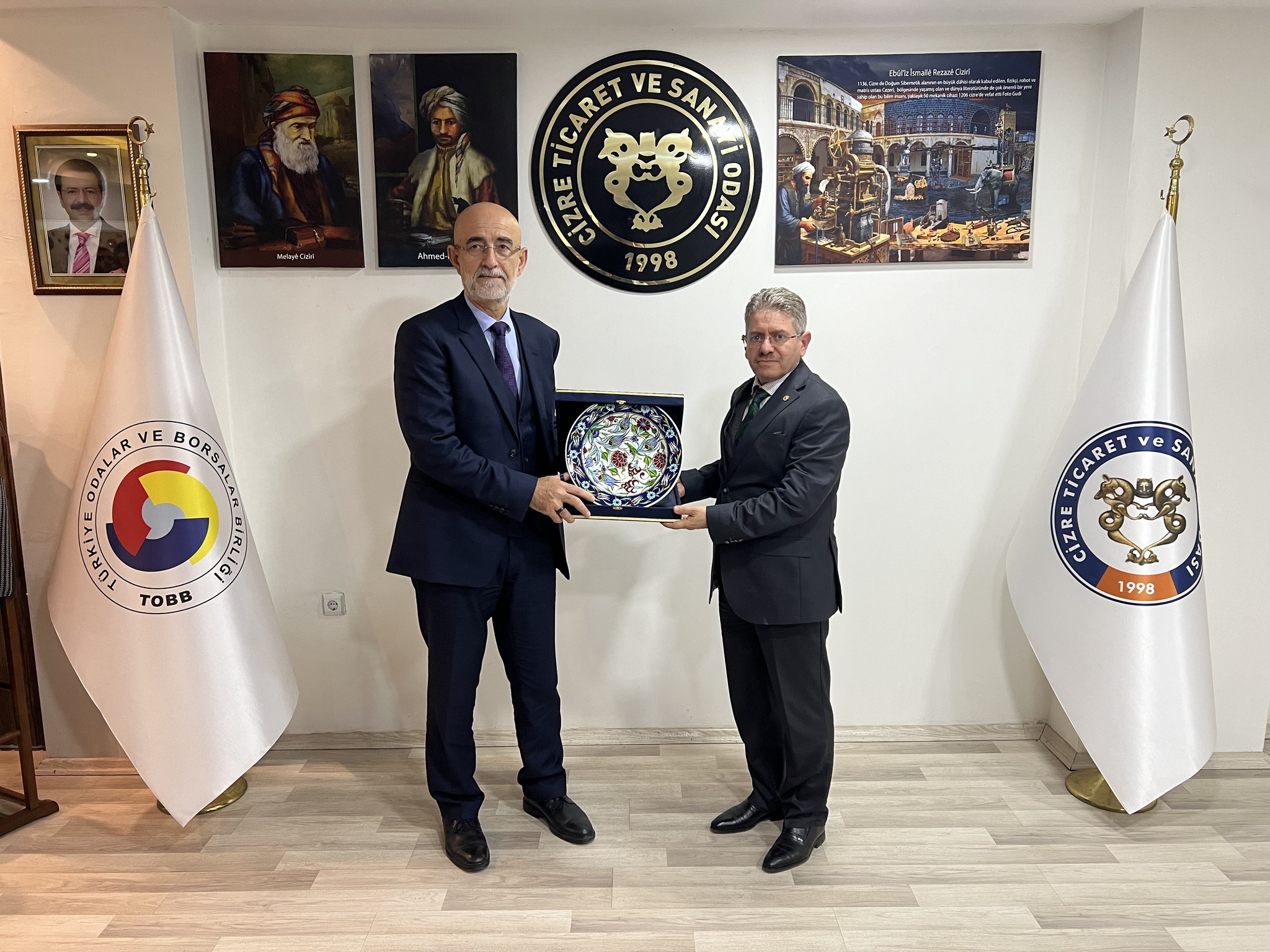 Halkbank Yönetim Kurulu Başkanı Özdil, Cizre TSO Başkanı ile Görüştü