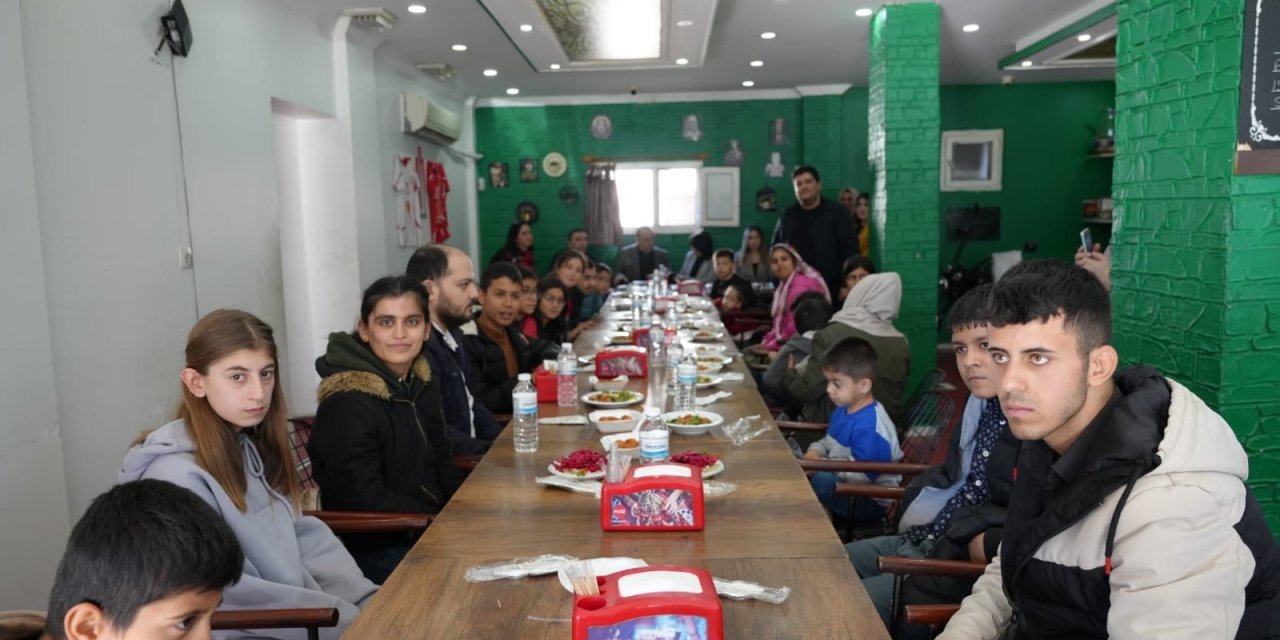 Silopi'de 3 Aralık Dünya Engelliler Gününde Yemek Buluşması Etkinliği