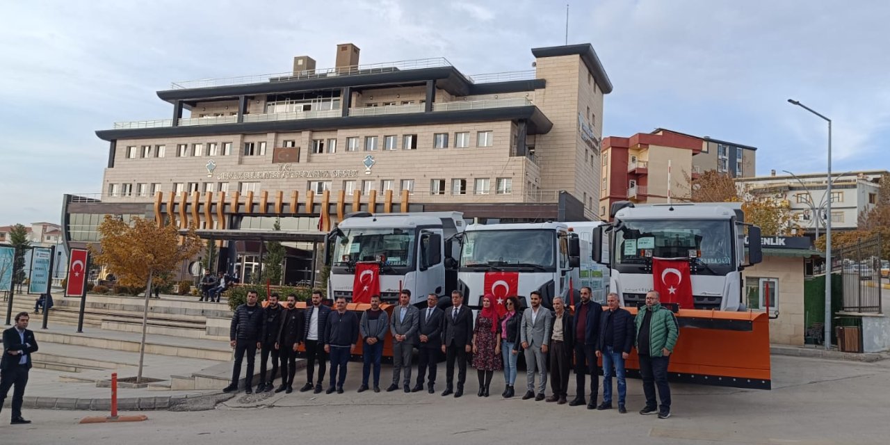 Şırnak Belediyesinin araç filosuna yeni araçlar eklendi