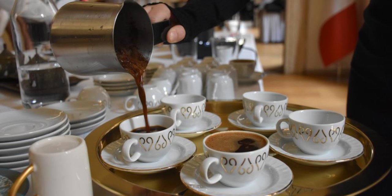 Romanya ve Tunus’ta Türk kahvesi tanıtıldı