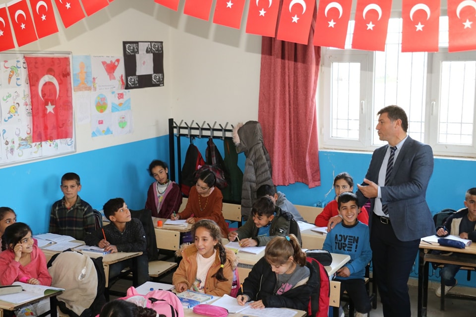 Cizre Milli Eğitim Müdürü, Köy Okullarını gezdi