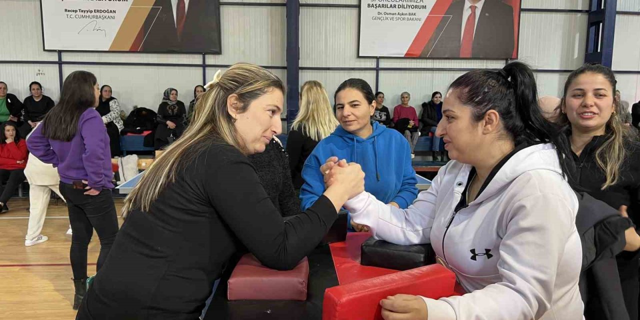 Hakkari Çukurca’daki sportif etkinliklere kadınların ilgisi büyük oldu