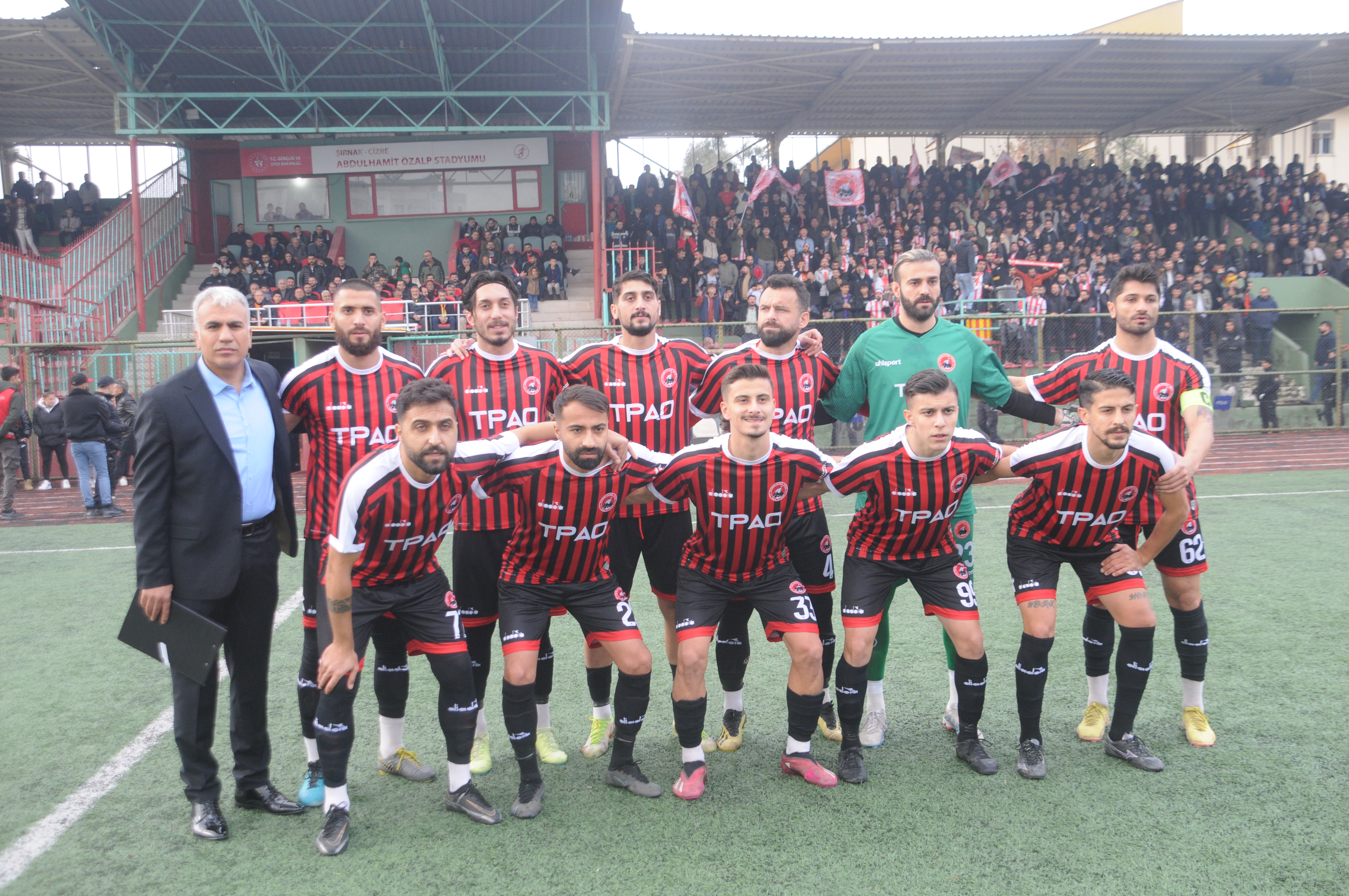 Şırnak Petrol Spor Mazıdağı Spor ile Golsüz berabere kaldı