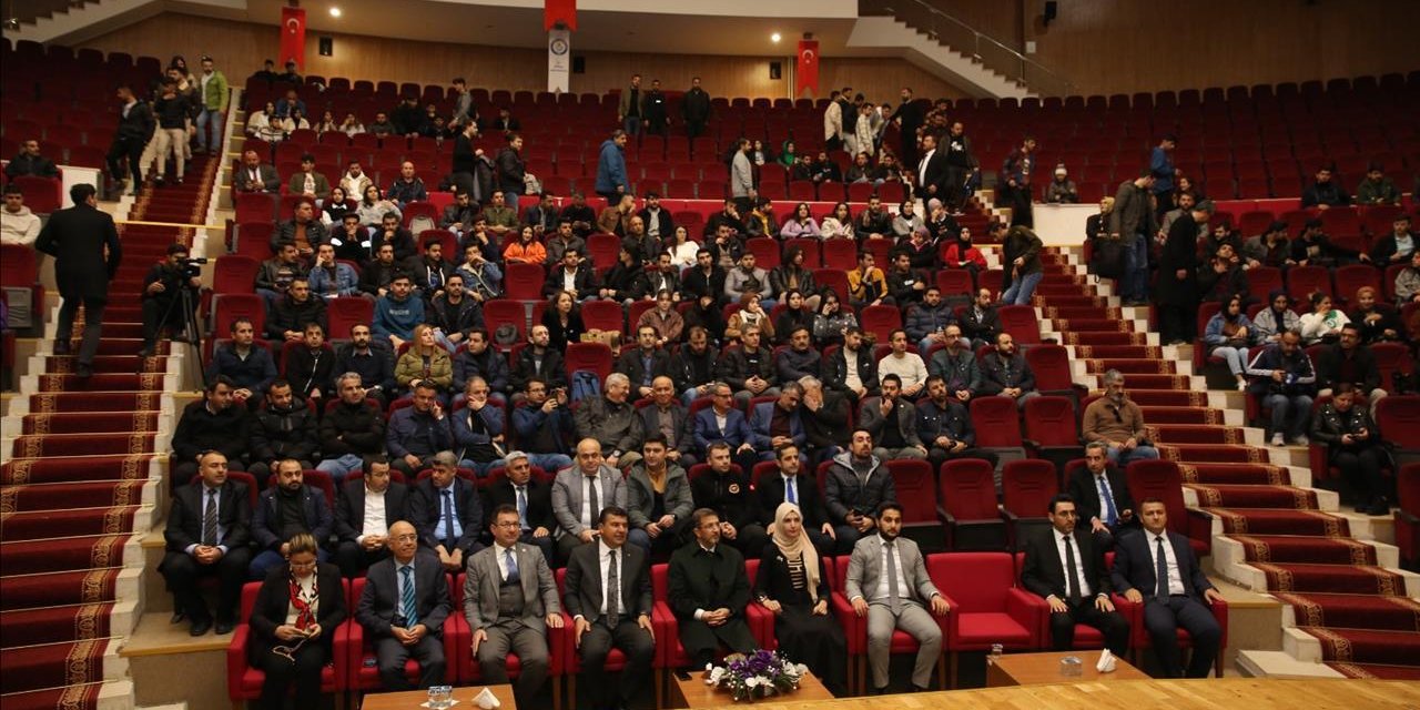 Şırnak'ta “Uluslararası Geleceğin Mühendisleri” Konferansı Düzenlendi