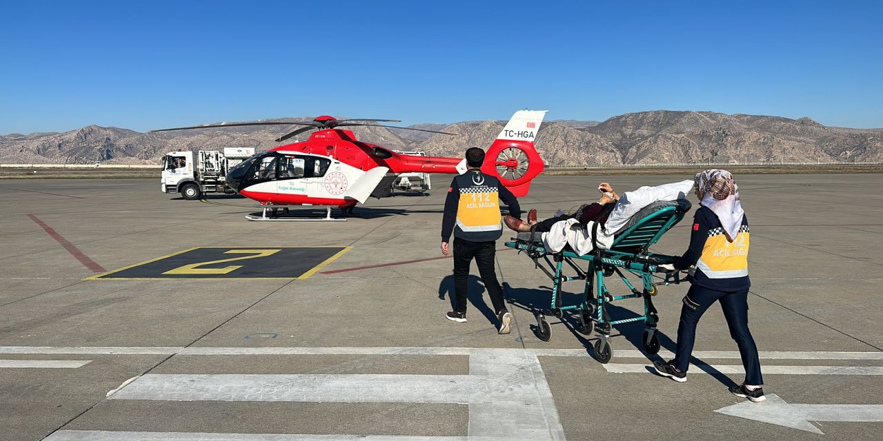 Şırnak’ta 82 yaşındaki Hasta Ambulans Helikopterle Şanlıurfa’ya sevk edildi