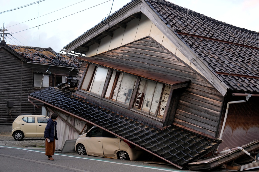 7.6’lık depremde can kaybı 57