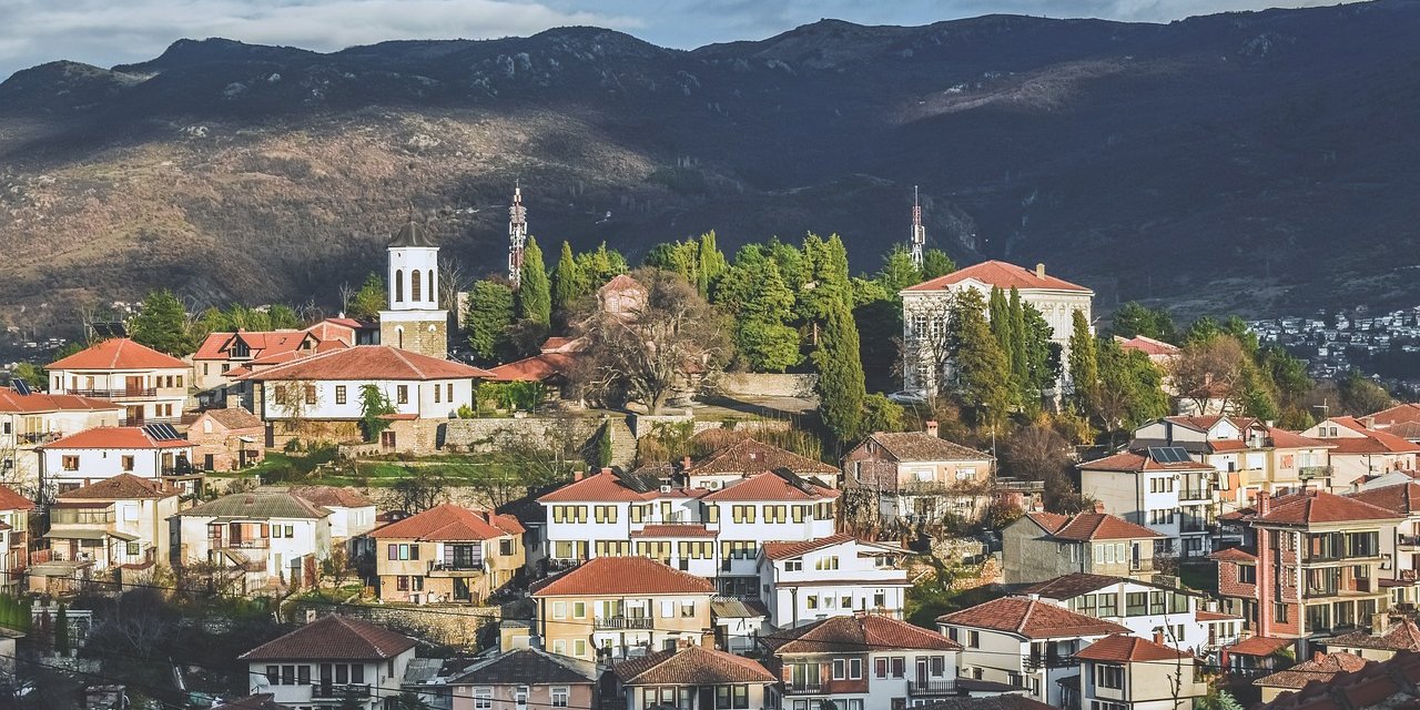 Türkiye'den akın akın göç alıyor! 1 ayda ülkede oturum izni almak mümkün