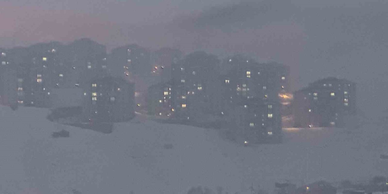 Kömür dumanı Hakkari Yüksekova’yı adeta nefessiz bıraktı! Tepki büyüyor