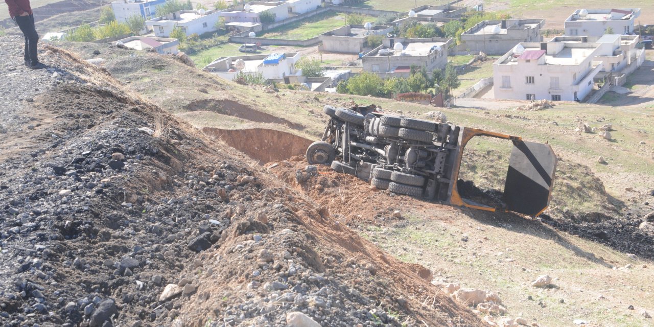 Cizre’de Bu yolda Kaza var, Ölü Var, Yaralı var ama Önlem alan yok