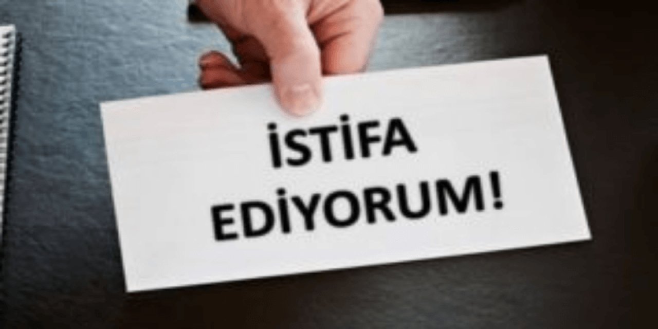 O ilçenin Belediye Başkanı partisinden istifa ettiğini açıkladı