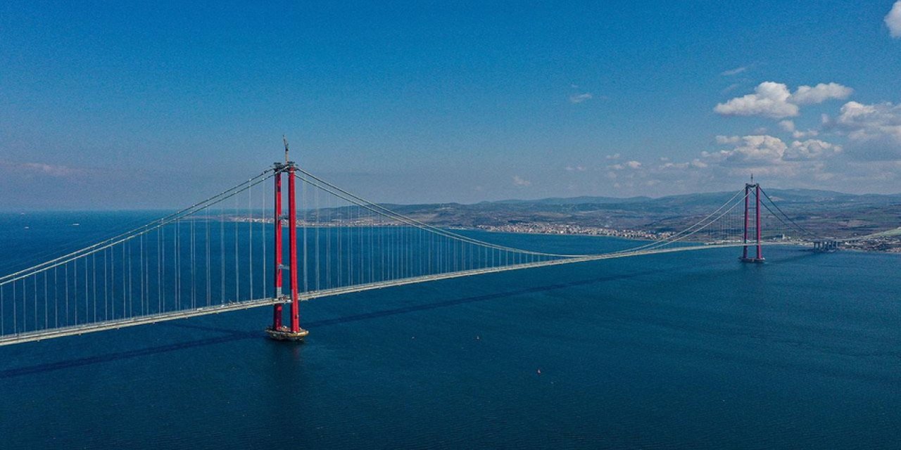 Çanakkale Boğazı tüm gemilerin geçişlerine kapatıldı