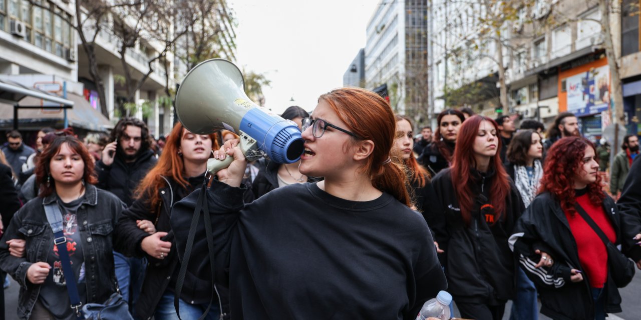 Özel üniversitelere karşı öğrenciler 3 gündür sokakta