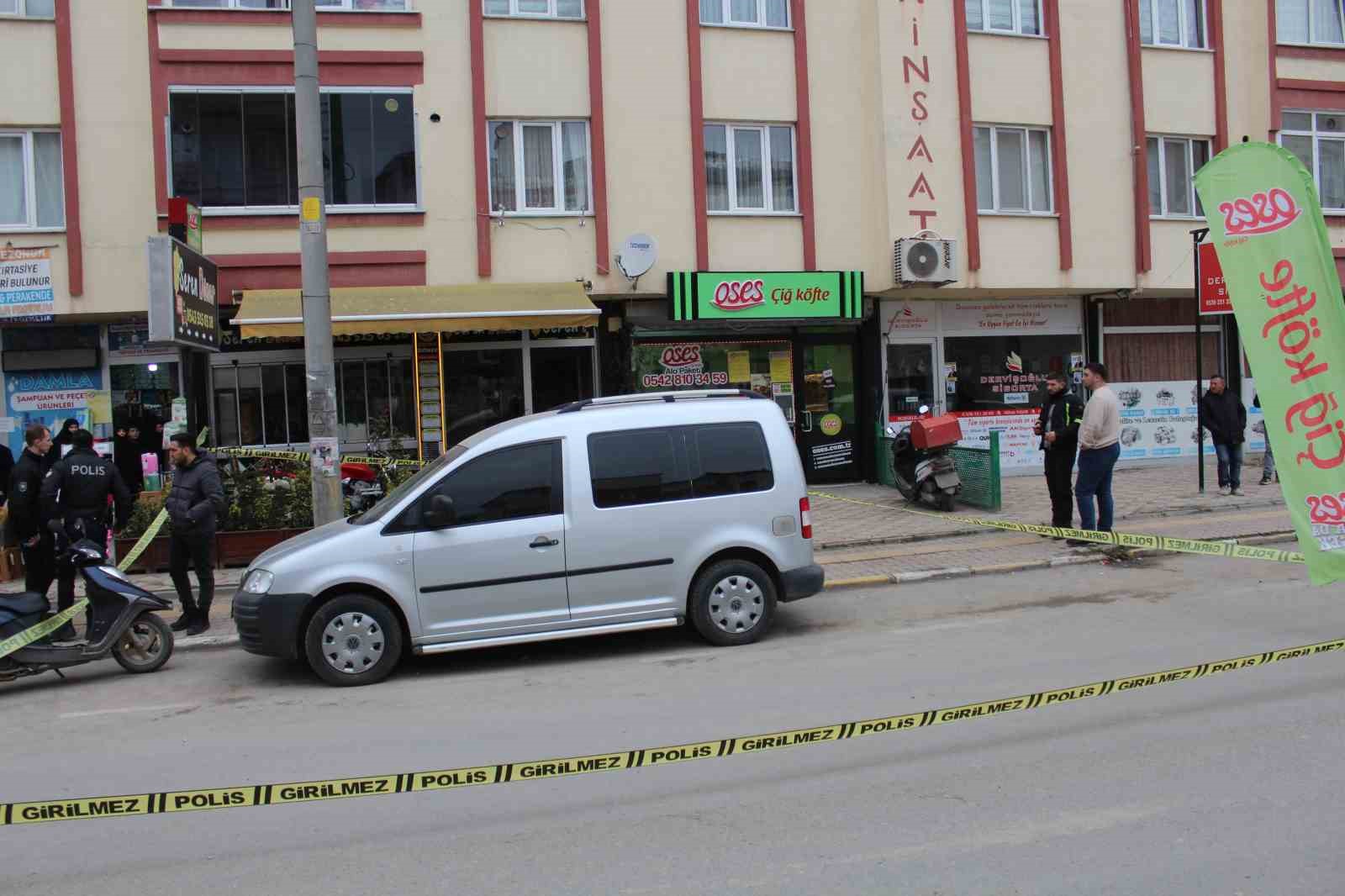 Yemek siparişi gelmeyince bakın ne yaptılar? Kapaklı'da tuhaf olay