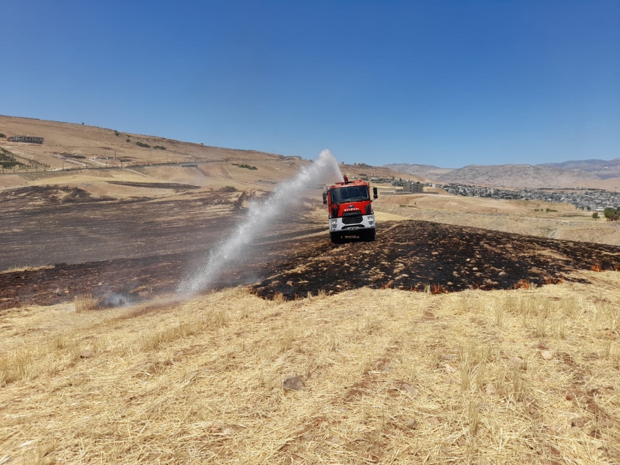 Cizre Belediyesi İtfaiye Müdürlüğünden Çiftçilere Anız Yangını Uyarısı