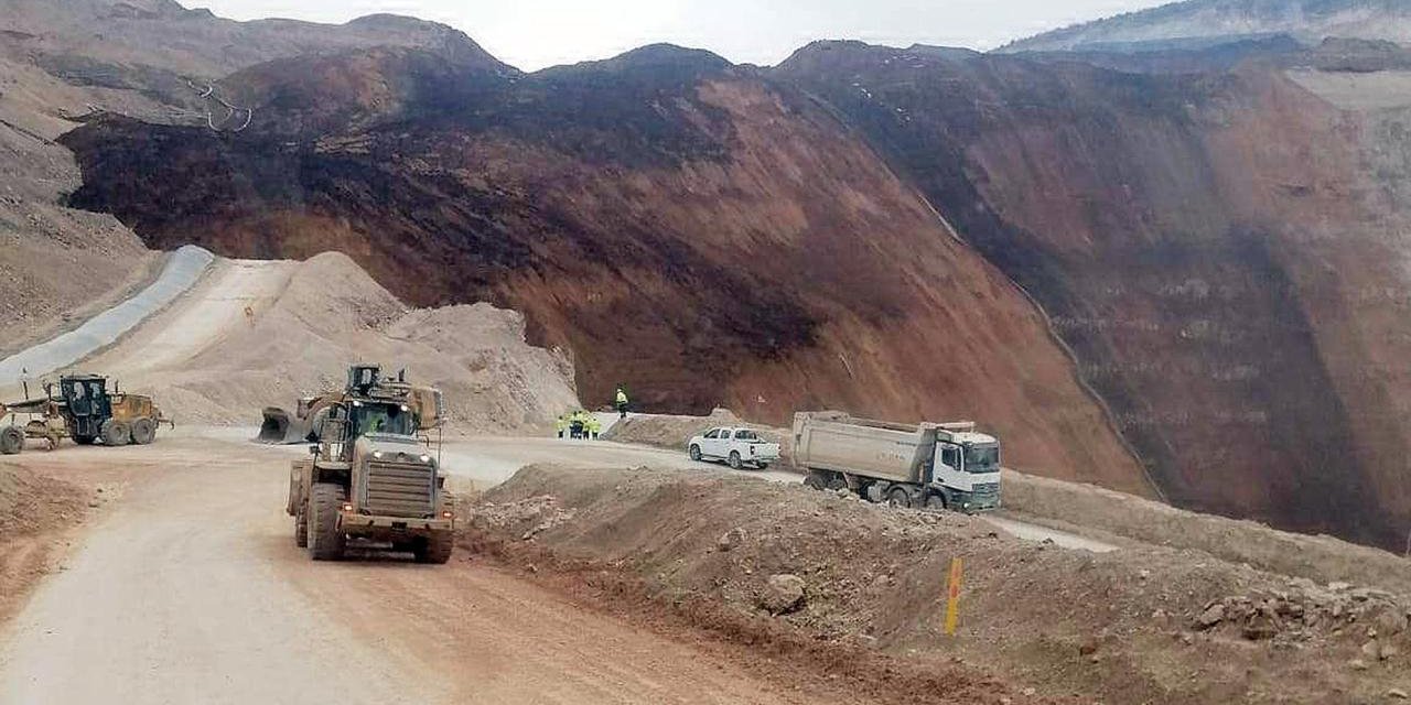 Erzincan İliç'te altın madeninde toprak kayması: olay yerinden görüntüler (videolu)