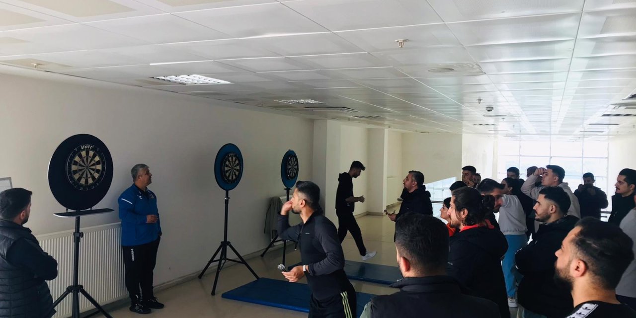 Şırnak Üniversitesi’nde dart hakemlik kursu düzenlendi