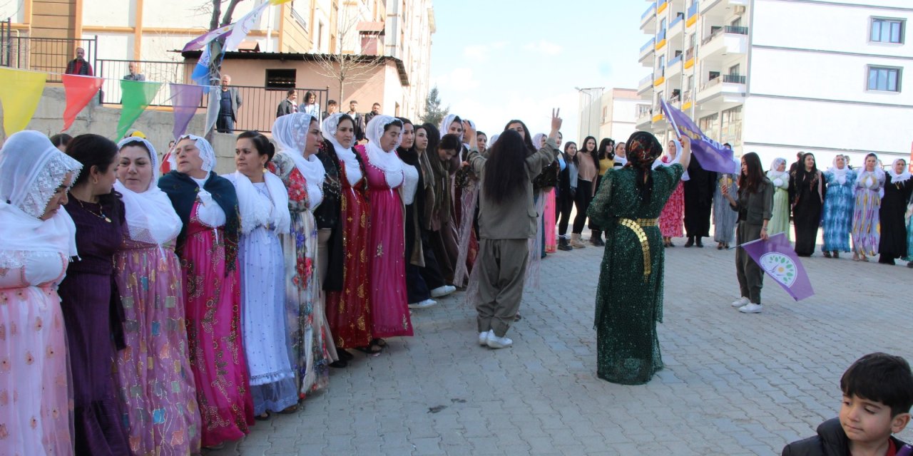 Şırnak’ta kadınlar günü coşkuyla kutlandı