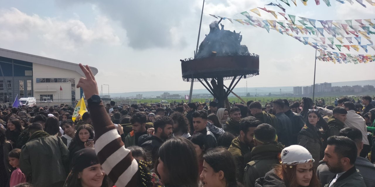 Cizre'deki Nevruz Bayramı Çoşku İle Başladı