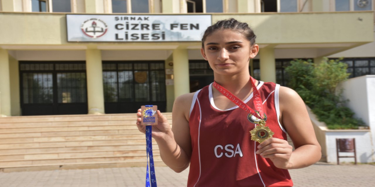 Uludereli Milli Boksör Pınar Benek, Avrupa Boks Şampiyonasında Türkiye’yi temsil edecek