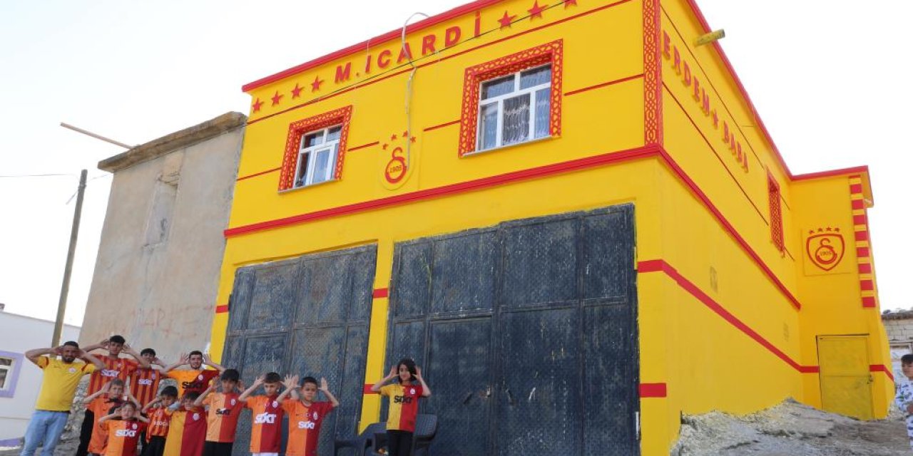 Diyarbakırlı İnşaat ustası evini sarı kırmıza boyattı: icardi’yi köylerine davet etti